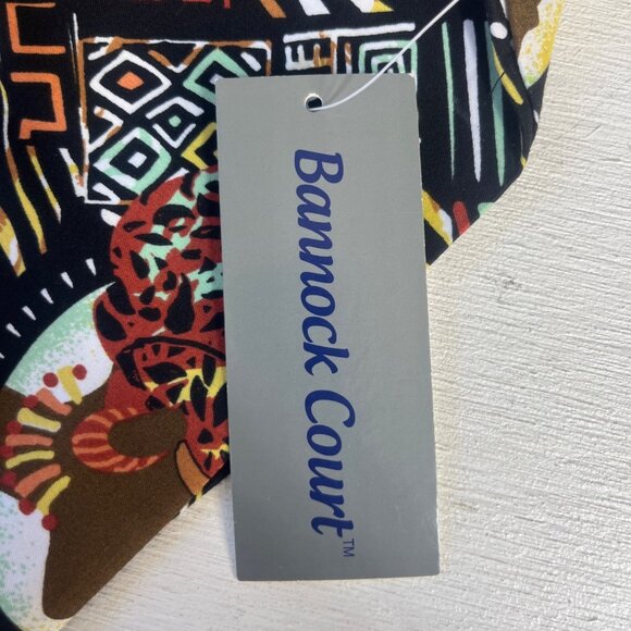 Bannock Court Scrub Shirt Top Womens Small Brown Black Geometric Print New - Picture 10 of 10